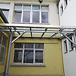 Überdachung