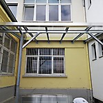 Überdachung