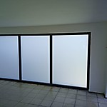 Trennwand mit Satinato-Glas 